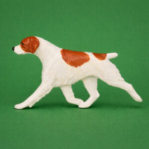 Hand-painted break-resistant acrylic resin dog magnet featuring a full-body Brittany-Orange in a gaiting pose, designed to attach to metal surfaces.