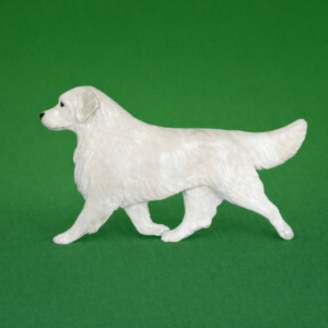 Hand-painted break-resistant acrylic resin dog magnet featuring a full-body Golden-Retriever-light in a gaiting pose, designed to attach to metal surfaces.